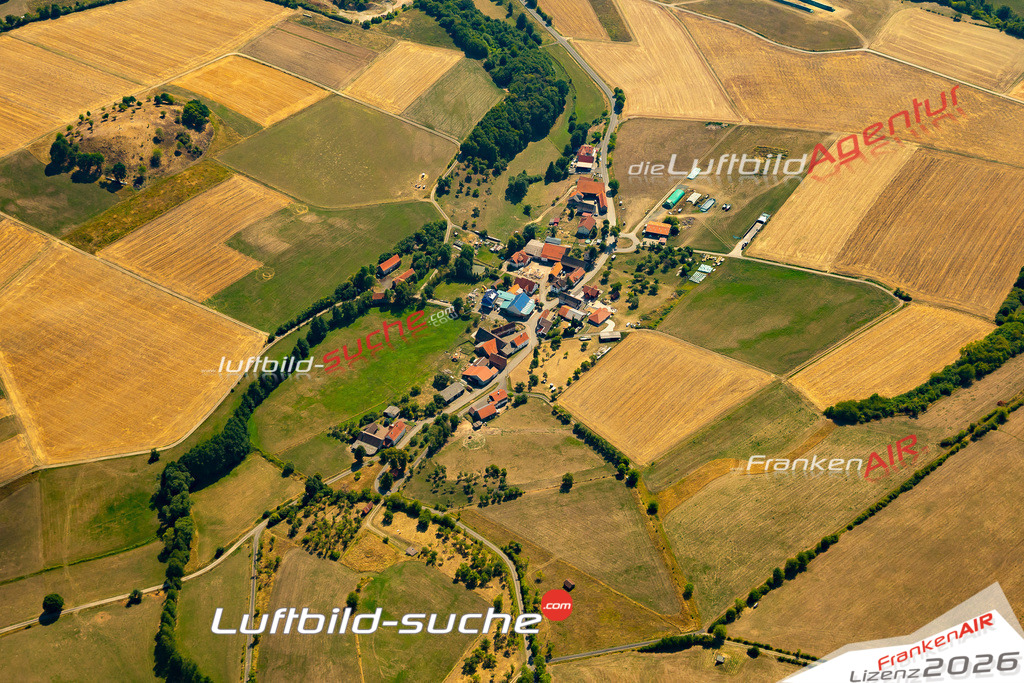Die Luftaufnahme Oberaschenbach - Nüsttal wurde 2022 vom Flugzeug aus (keine Drohne) erstellt. Hohe Auflösung -für große Poster und Wandbilder geeignet - Garantiert!