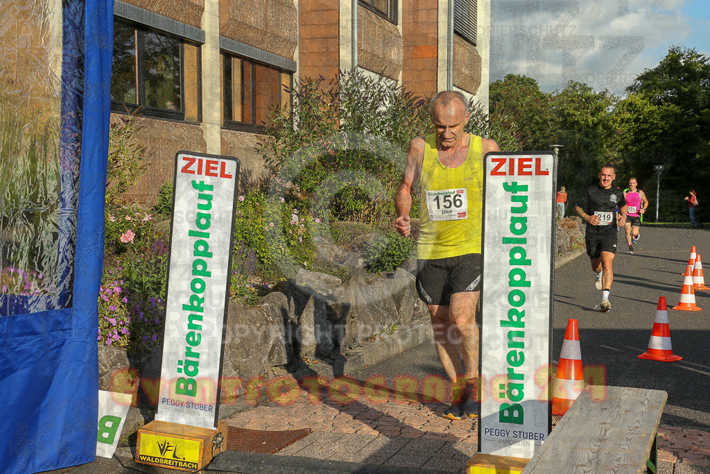 250801_1918_EX1_7581 | Sportfotografie im Rhein-Sieg Kreis, Köln, Bonn, NRW, Rheinland Pfalz, Hessen, etc. Unser Tätigkeitsfeld umfasst den Laufsport vom Volkslauf über den Marathon, Duathlon, Triathon bis zum Ultralauf wie Kölnpfad Ultra oder Schindertrail.