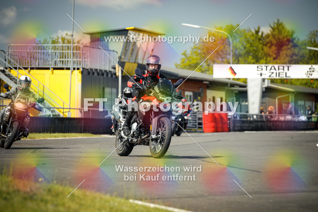 OBK_Mai_Justin_Uwe-10725 | Hier findet Ihr Bilder von Touristenfahrten auf der Nürburgring Nordschleife oder von anderen Veranstaltungen die ich besucht habe. Viel Spass beim Durch Schauen 
