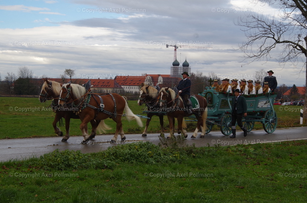 IMGP9930 | fotografiert von Axel PollmannLeonhardi Wallfahrt Benediktbeuern und Murnau, Fronleichnam, Fasching, Landschaft im Loisachtal und Benediktbeuern  - Realisiert mit Pictrs.com