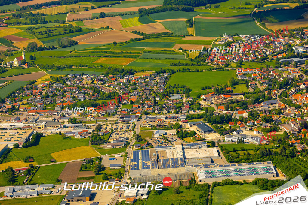 Das Luftbild zeigt :  Wemding - Die Luftaufnahme wurde 2024 vom UL-Flugzeug aus erstellt ( keine Drohne ) - Hochauflösende Luftaufnahme - Für grossformatige Ausdrucke geeignet. Die Geschenkidee !Mit Lizenz und Bildrechte bestellbar