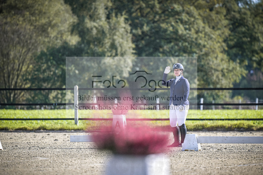 DOS_0003 | Entdecke hochwertige Reitturnierfotos von Foto Oger. Professionell, emotional und authentisch – jetzt Lieblingsmomente im Shop bestellen.Deutschlandweite Turnierfotografie. - Realisiert mit Pictrs.com