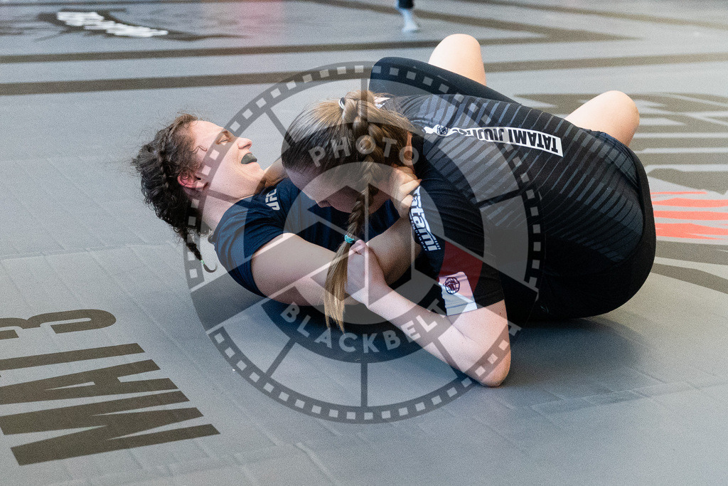 20251129PBB8032 | Fighters compete during the luta livre competition ILLCS XI winter edition on November 29, 2025 in Hannover, Germany.