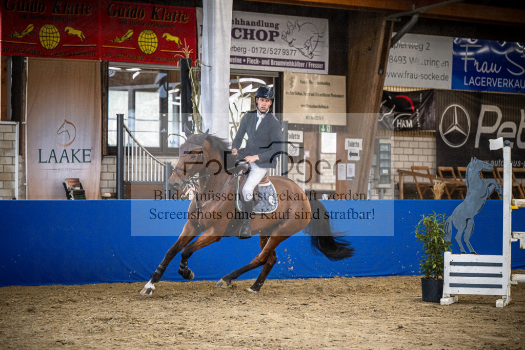 DOS_3486 | Entdecke hochwertige Reitturnierfotos von Foto Oger. Professionell, emotional und authentisch – jetzt Lieblingsmomente im Shop bestellen. - Realisiert mit Pictrs.com