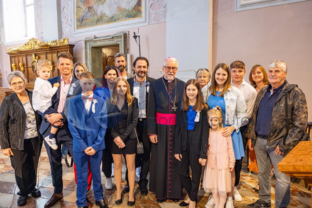 Trainproduction-20240519-1 | Firmung Klagenfurt-Dom 19.05.2024 10:30 Uhr