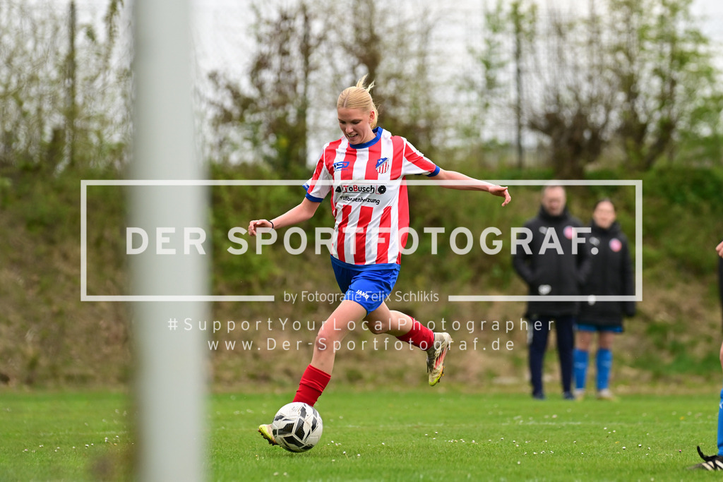 Fußball I Frauen I Saison 2025-2026 I Kreisliga I 13. Spieltag I FC Rosengarten - SV Ahlerstedt-Ottendorf IV I 167755 | Der Sportfotograf. - Realisiert mit Pictrs.com
