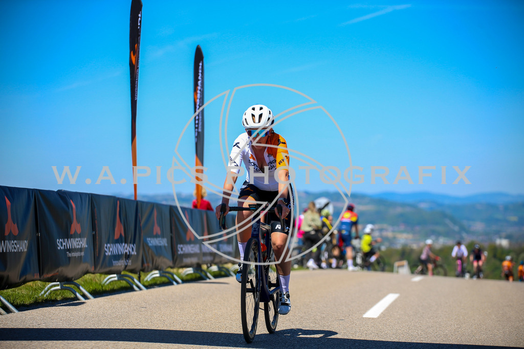 ..... | Wels, 23.04.2026, Kirschblüten Radrennen 2026 , Image shows: Photo: Wapics / Willdoner Andreas