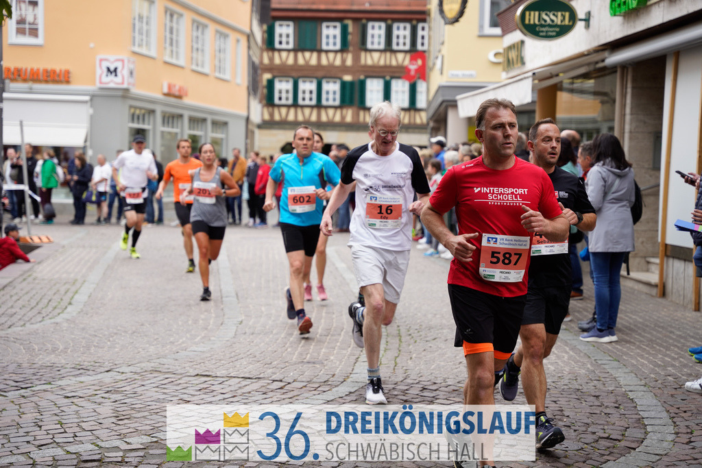 VR Bank Hauptlauf 10km | 3königslauf 2022 VR Bank Hauptlauf - Realisiert mit Pictrs.com