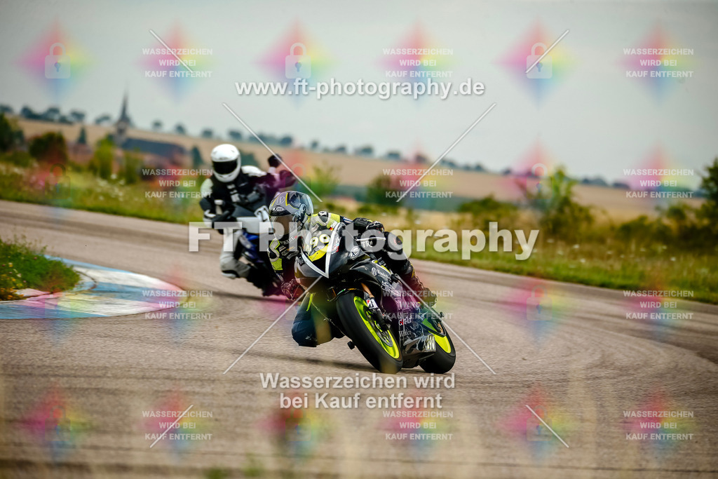 Chambley Juli-2358 | Hier findet Ihr Bilder von Touristenfahrten auf der Nürburgring Nordschleife oder von anderen Veranstaltungen die ich besucht habe. Viel Spass beim Durch Schauen 