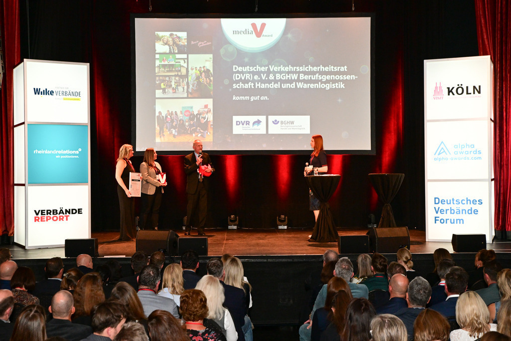 0236Media_V_Award_2025_Foto_Stefan_Wernz | Fotograf Köln - Realisiert mit Pictrs.com