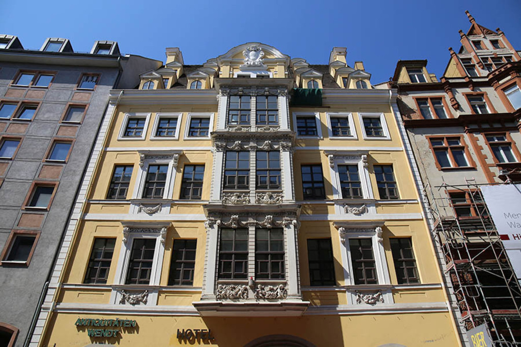 Fregehaus | Entdecke über 20 Kategorien Leipzig-Motive: Foto-Downloads, hochwertige Poster, Leinwand- & Fine-Art-Prints. Jetzt Lieblingsfoto im Bildlexikon Leipzig Shop bestellen!