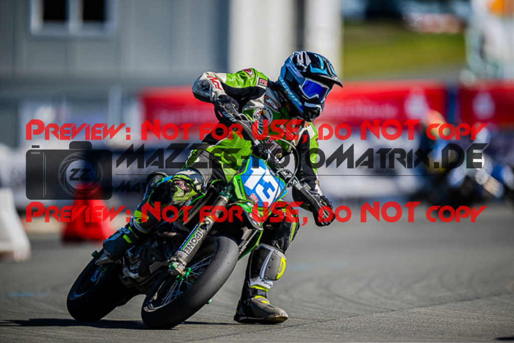 MaZZes_FotoMatrix_220903_1746 | UE40