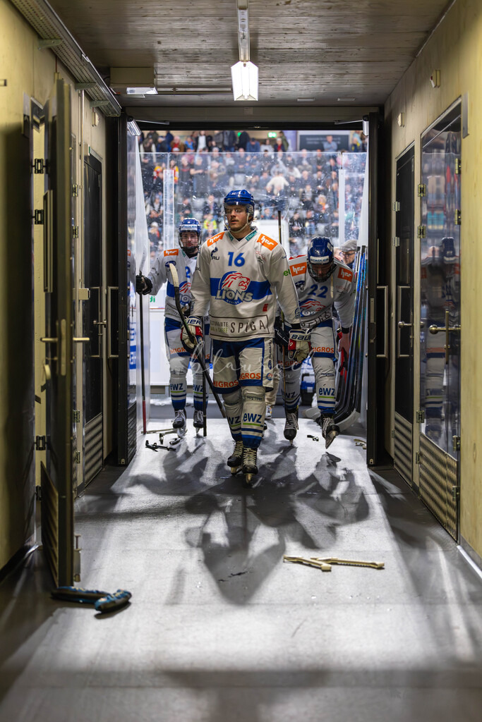 U20 EHCB vs GCK Lions Finale3-18 | Sportbilder, Sportfotograf, Hochzeits- und Eventfotografin, Flugshows, Portraits und Tiershooting, Aviation, Downhill, Nationalleague, Swissleague, International
