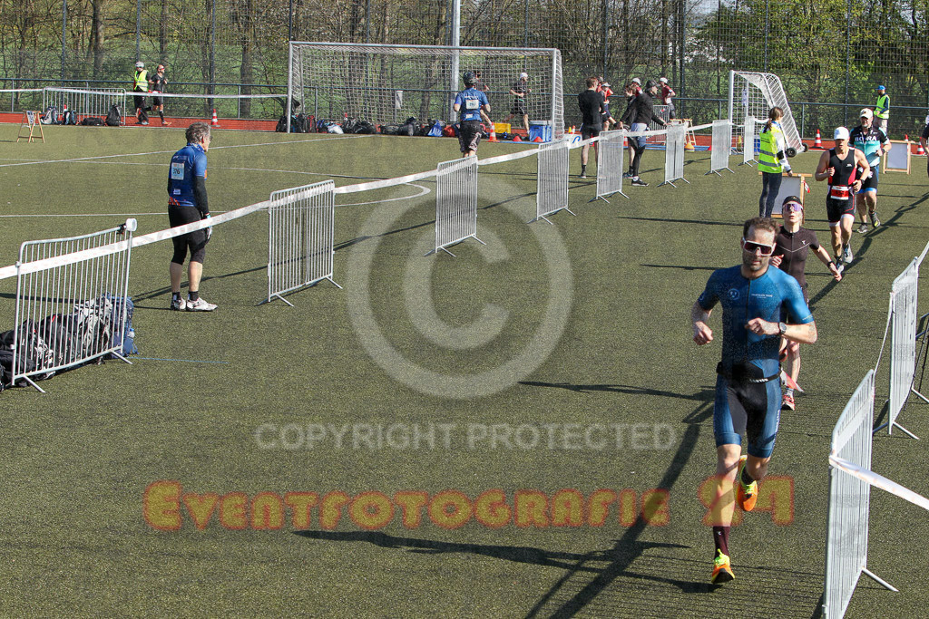 230423_0913_EV8_7282 | Sportfotografie im Rhein-Sieg Kreis, Köln, Bonn, NRW, Rheinland Pfalz, Hessen, etc. Unser Tätigkeitsfeld umfasst den Laufsport vom Volkslauf über den Marathon, Duathlon, Triathon bis zum Ultralauf wie Kölnpfad Ultra oder Schindertrail.