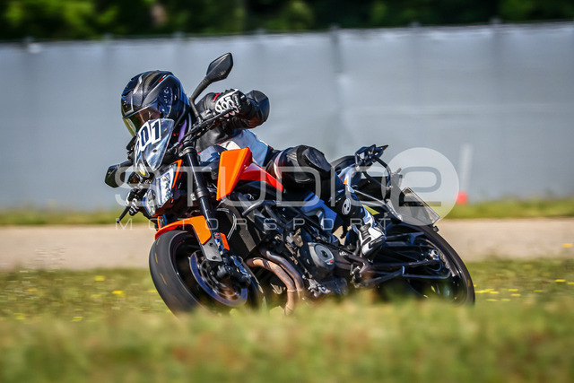 0201-260509DCB-027_201 | Deine Full-Service-Agentur für ✔️Videoproduktionen und ✔️Motorsportfotografie Jetzt Angebot anfragen!