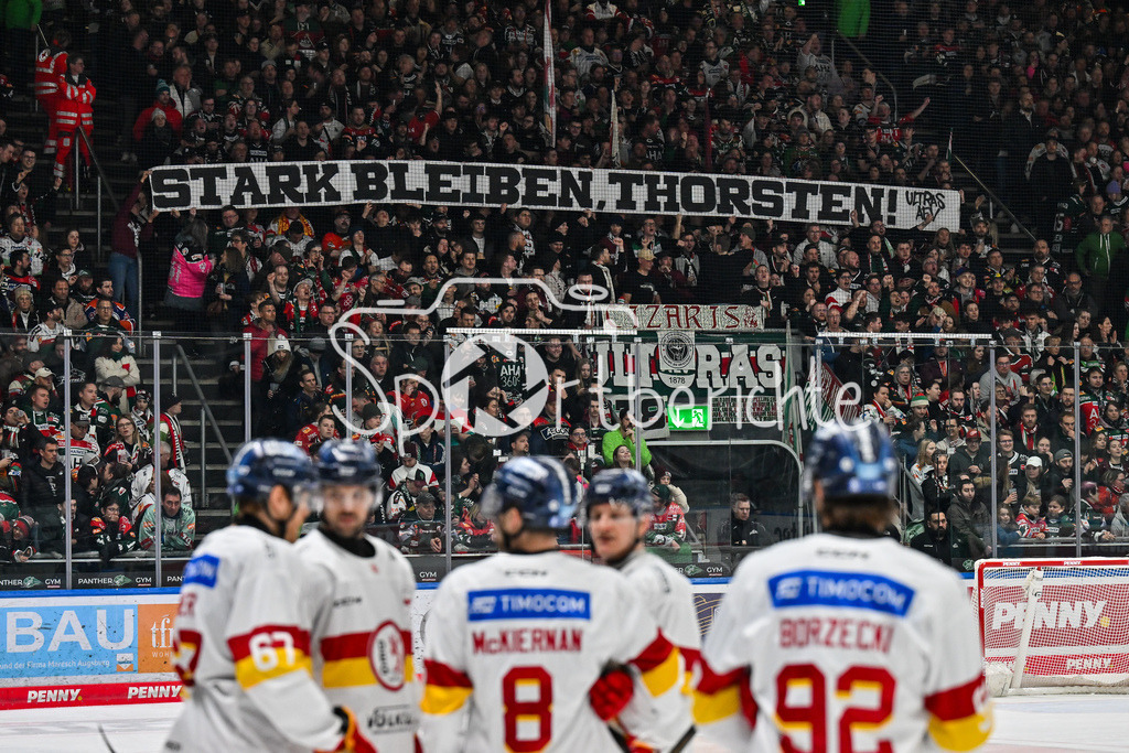 Augsburger Panther - Düsseldorfer EG | Spurchband Thorsten / DEL: Augsburger Panther - Duesseldorfer EG, Curt Frenzel Stadion am 04.03.2025