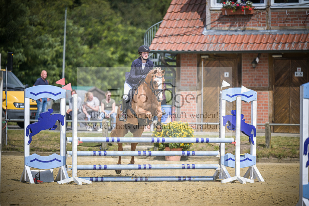 DOS_5134 | Entdecke hochwertige Reitturnierfotos von Foto Oger. Professionell, emotional und authentisch – jetzt Lieblingsmomente im Shop bestellen.Deutschlandweite Turnierfotografie. - Realisiert mit Pictrs.com
