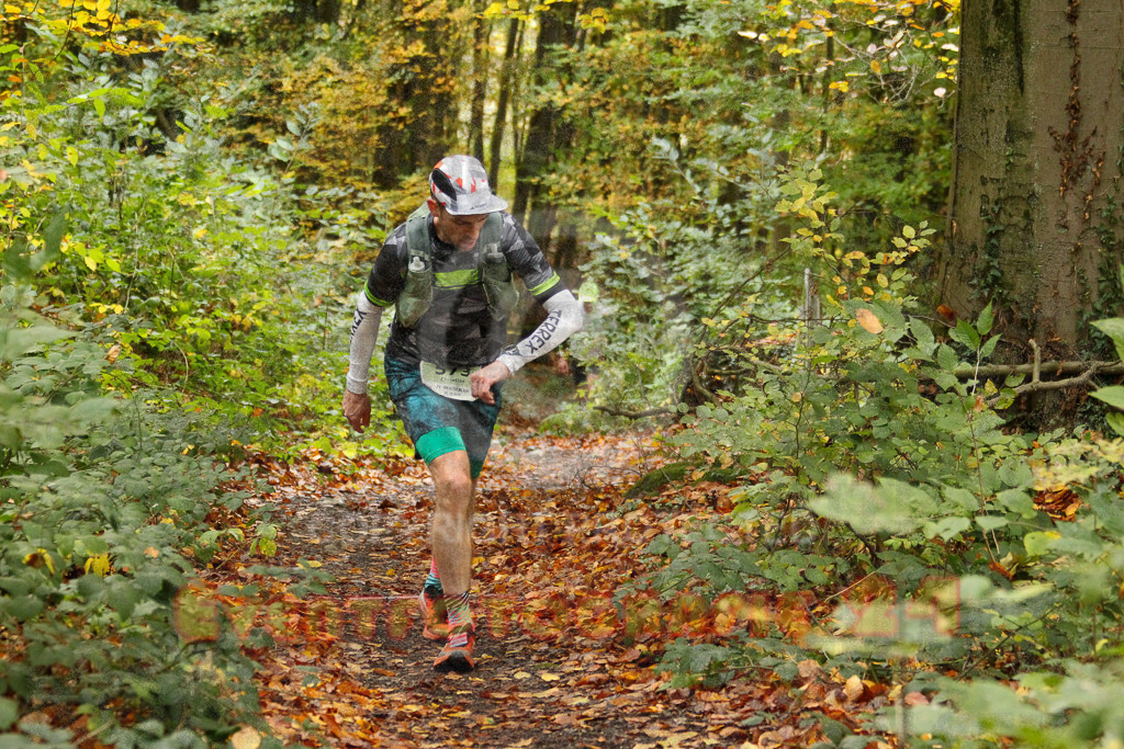 251026_1224_EV4_4960 | Sportfotografie im Rhein-Sieg Kreis, Köln, Bonn, NRW, Rheinland Pfalz, Hessen, etc. Unser Tätigkeitsfeld umfasst den Laufsport vom Volkslauf über den Marathon, Duathlon, Triathon bis zum Ultralauf wie Kölnpfad Ultra oder Schindertrail.