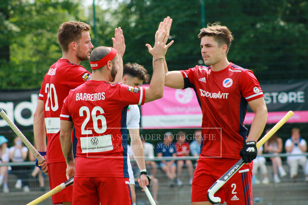 Gonzalo Peillat und Guido Barreiros BUNDESLIGA HERREN VF3 MHC-CHTC 21.05.2023 | lanaschraderfotografie - Realisiert mit Pictrs.com
