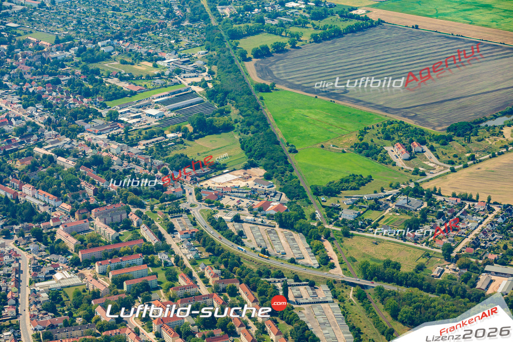 Luftbild Calbe - Die Luftaufnahme wurde 2025 vom UL-Flugzeug heraus erstellt ( keine Drohne ) - Hochauflösende Luftaufnahme - für professionelle Ausdrucke geeignet. Die Geschenkidee !Hier alle&nbsp;Infos zur Lizenzierung der LuftaufnahmeWir fliegen auch dieses Jahr wieder in Ihre Region um Luftbilder zu erstellen.- Luftbild anfragen