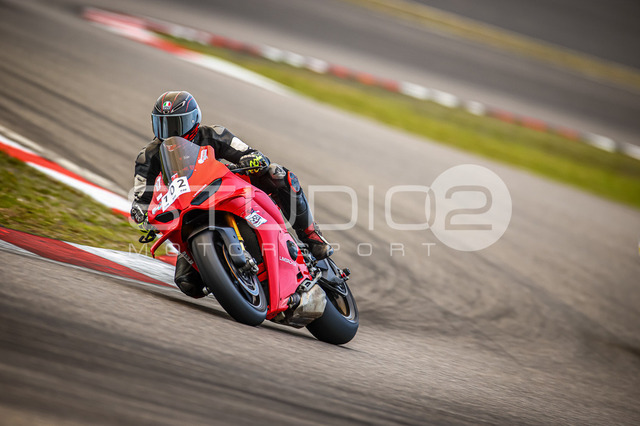 0102-250723NR-003_102 | Deine Full-Service-Agentur für ✔️Videoproduktionen und ✔️Motorsportfotografie Jetzt Angebot anfragen!