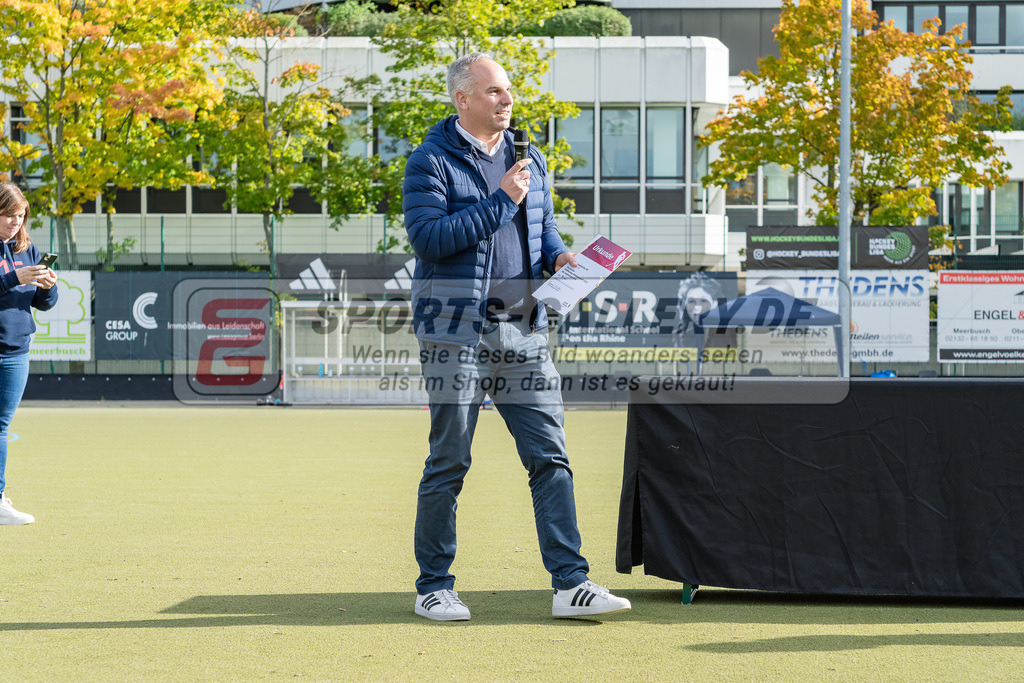 HK_20231022_106207 | Finale Deutsche Meisterschaft Feld WU16 Uhlenhorst Mülheim - Düsseldorfer HC am 22.10.2023 DHC, Düsseldorf ,