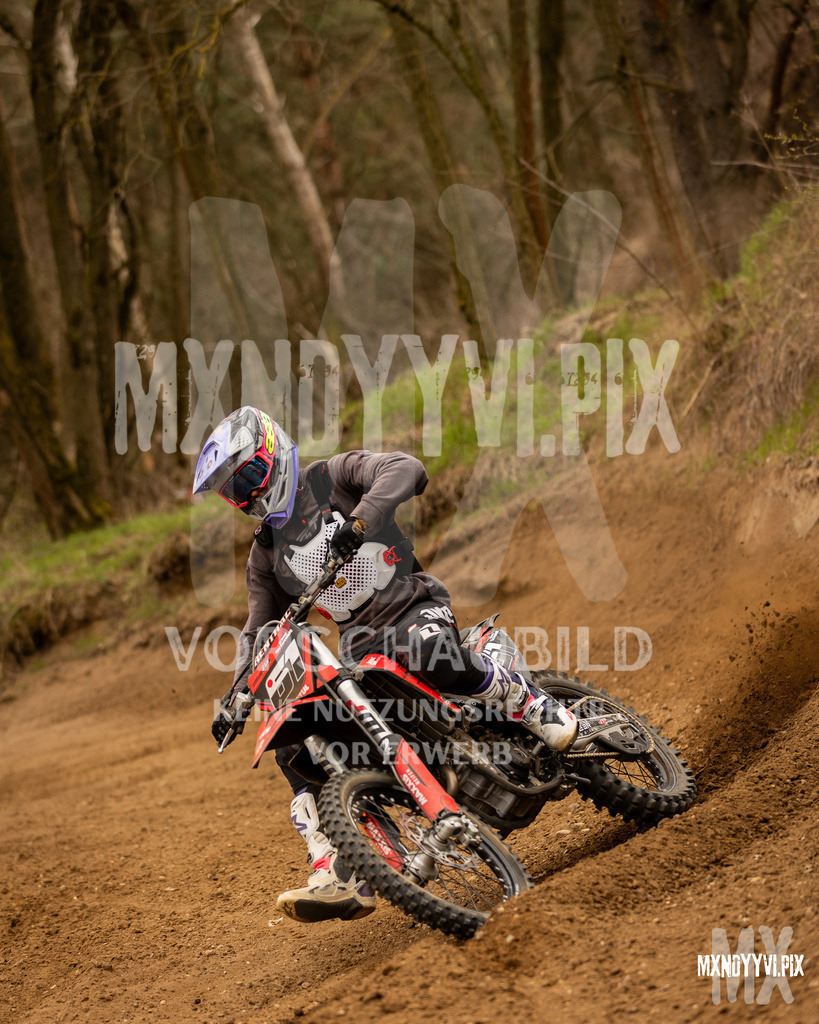 866A1942 | mxndyyvipix