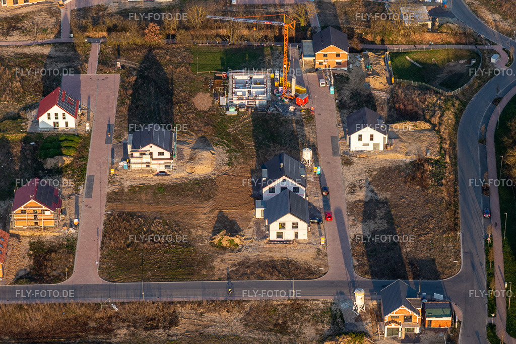 Neubaugebiet K2 https://www.kandel.de | Luftbild: Neubaugebiet K2 https://www.kandel.de in Kandel im Bundesland Rheinland-Pfalz in Deutschland. Foto: IMG_131054.jpg vom 22.03.2022 durch ©2025 Werner Riehm fly-foto.de/copyright - Realisiert mit Pictrs.com