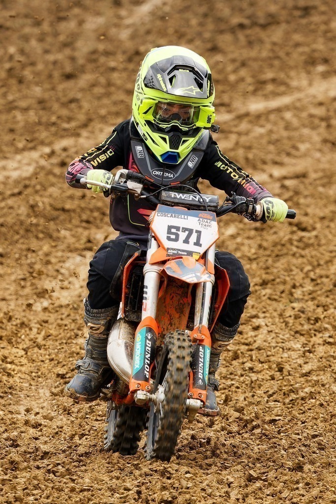 Motocross_Gerstetten_250802_1928 | Fotopresso – Sportfotografie in Heidenheim & Umgebung. Professionelle Sportfotografie für unvergessliche Momente. Dynamische Action-Shots, emotionale Szenen & hochwertige Bilder. - Realisiert mit Pictrs.com