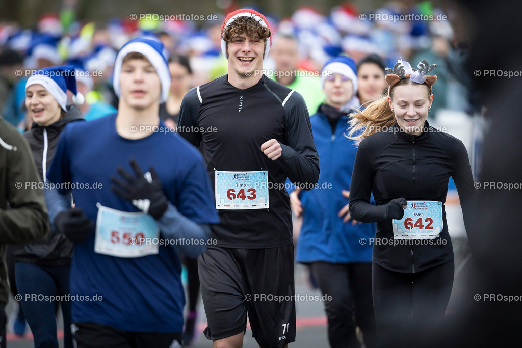 Bonner Nikolauslauf in Bonn, 08.12.2024 | Impressionen vom Bonner Nikolauslauf am 08.12.2024 in Bonn (Freizeitpark Rheinaue). Foto: BEAUTIFUL SPORTS/Axel Kohring