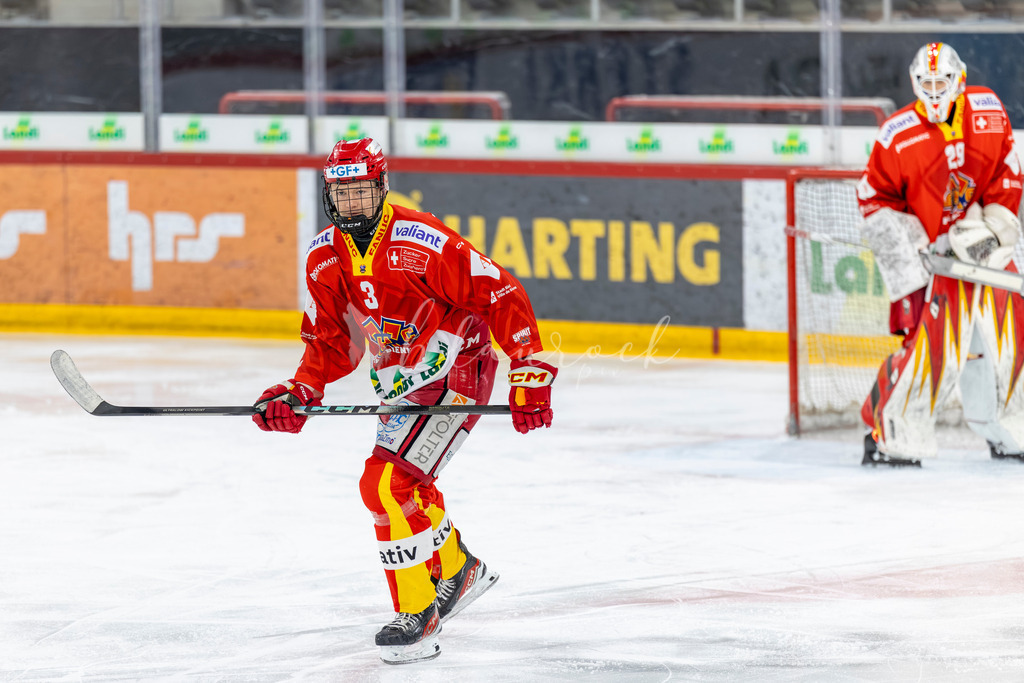 EHCB vs HCD 20262703-435385344 | Sportbilder, Sportfotograf, Hochzeits- und Eventfotografin, Flugshows, Portraits und Tiershooting, Aviation, Downhill, Nationalleague, Swissleague, International