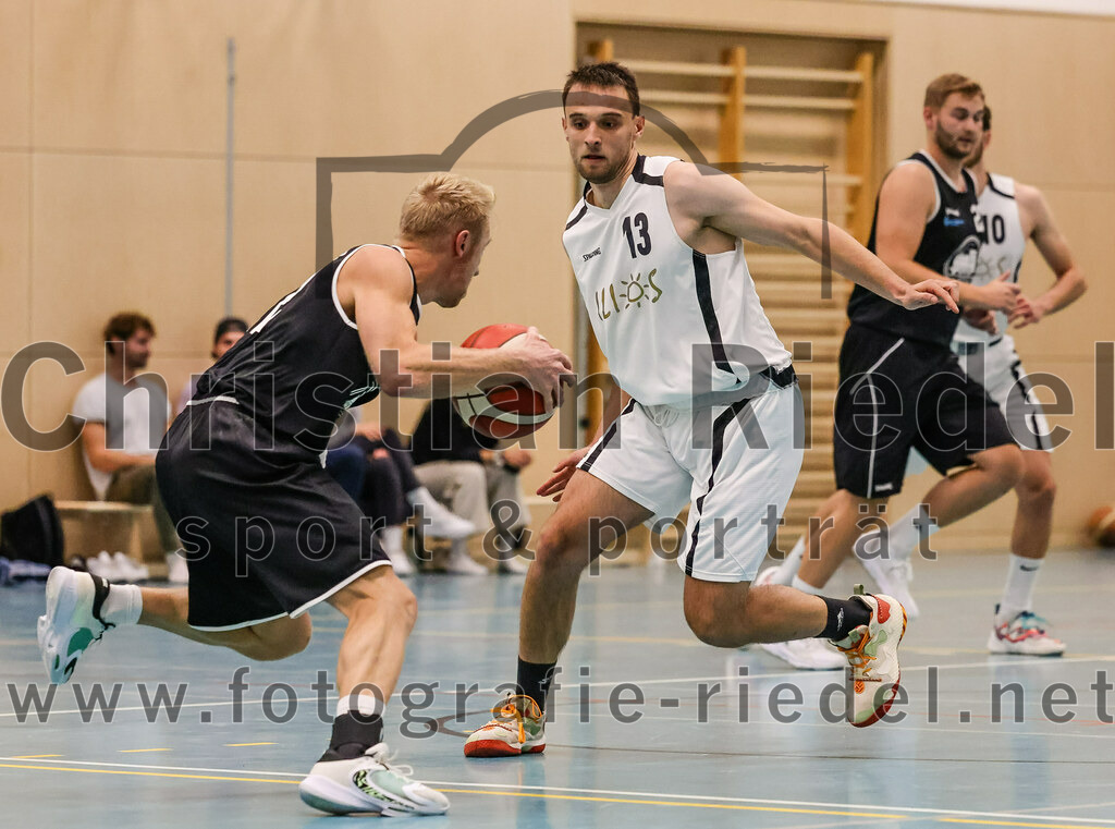 2023-10-08_026_TSV_Vaterstetten_gegen_ESV_Staffelsee | Vaterstetten, Deutschland, 08.10.2023:
Basketball, Bayernliga Herren Süd 2023 / 2024, 3. Spieltag, TSV Vaterstetten gegen ESV Staffelsee, Endergebnis: 62:90

Foto: Christian Riedel / fotografie-riedel.net