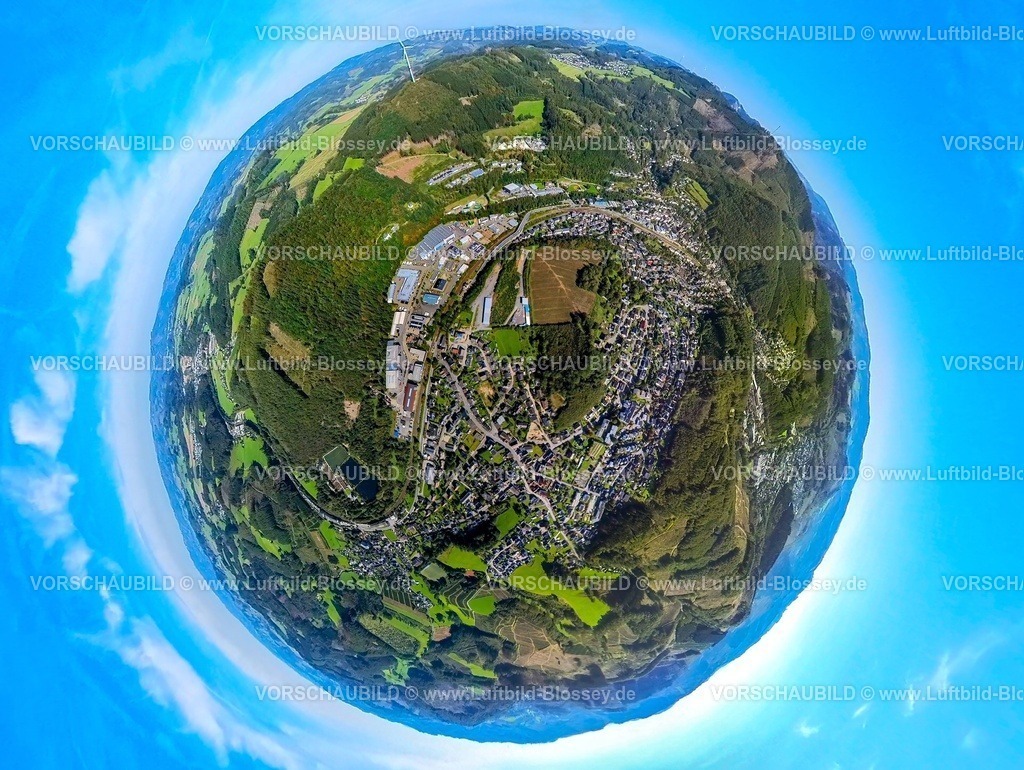 Lennestadt230990362Meggen | Luftbild, Ortsansicht Ortsteil Meggen, Erdkugel, Fisheye Aufnahme, Fischaugen Aufnahme, 360 Grad Aufnahme, tiny world, Bonzel, Lennestadt, Sauerland, Nordrhein-Westfalen, Deutschland