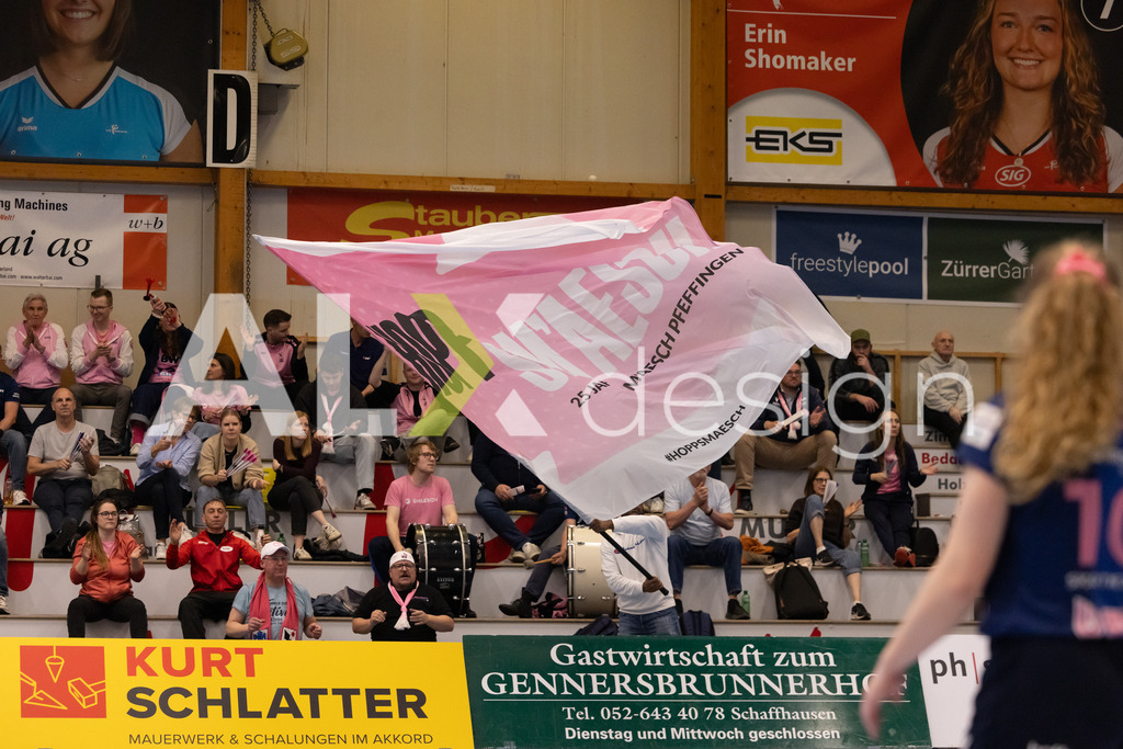 Volleyball I Frauen I Saison 2025-2026 I Volleyball NLA | Women I 1/2 Finals I  VC Kanti Schaffhausen - Sm'Aesch Pfeffingen I 18.03.2026 | Sm'Aesch Fans - Realisiert mit Pictrs.com