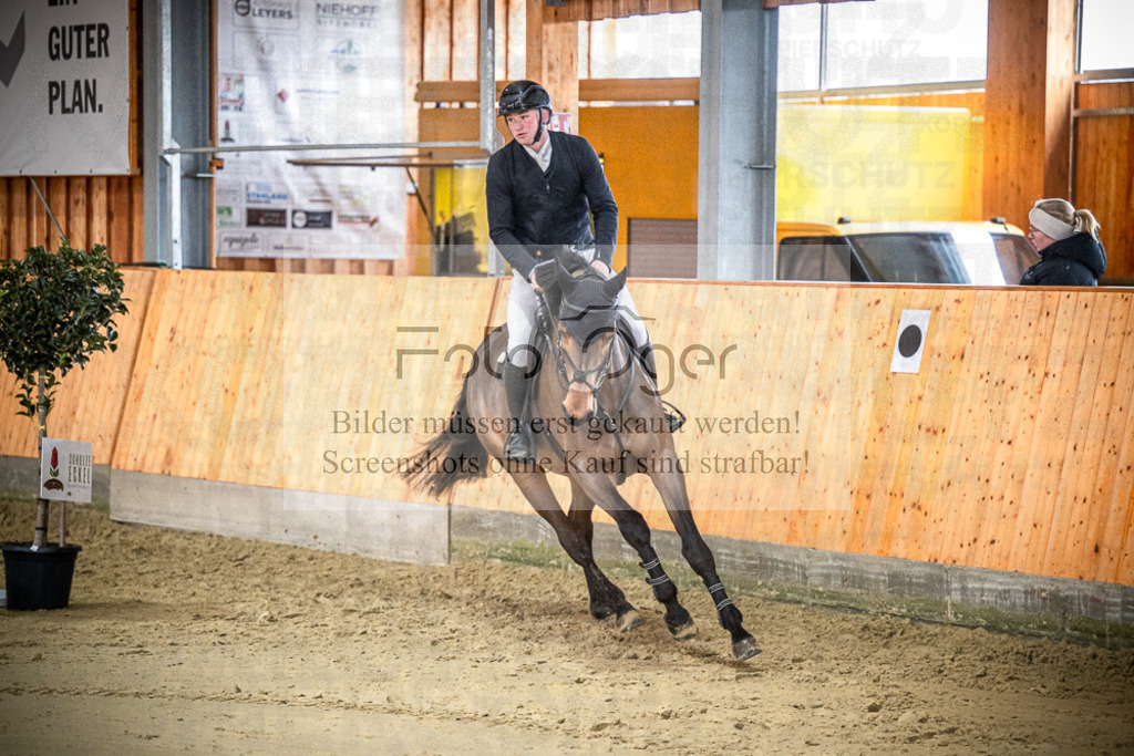 DOS_0268 | Entdecke hochwertige Reitturnierfotos von Foto Oger. Professionell, emotional und authentisch – jetzt Lieblingsmomente im Shop bestellen.Deutschlandweite Turnierfotografie. - Realisiert mit Pictrs.com
