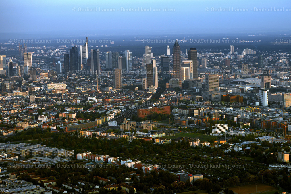 3292546 | Skyline Frankfurt am Main