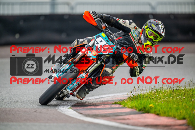 MaZZes_FotoMatrix_240621_6007705_1613 | GELB