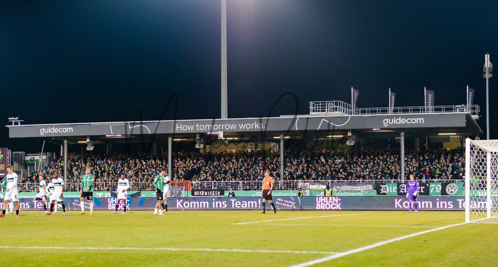 2. Bundesliga, Saison 2025/26, 15. Spieltag: SC Preußen Münster - Hannover 96 | Münster, 05.12.2025: 2. Bundesliga, 15. Spieltag, SC Preußen Münster gegen Hannover 96 im LVM-Preußenstadion in Münster. Foto: sportfotografie.ms | Markus Paletta - Realisiert mit Pictrs.com