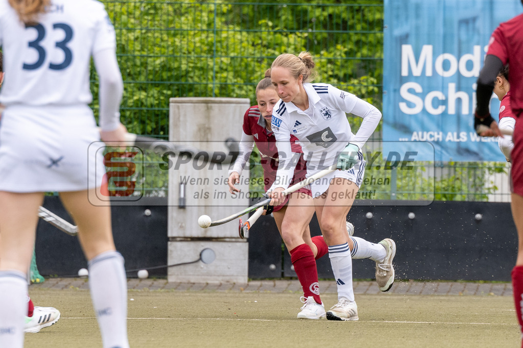 SFE_20240421_0073 | Düsseldorf, Deutschland, 21.04.2024: Lisa Nolte (Düsseldorfer HC) in Aktion waehrend des Spiels der Feldhockey 1. Bundesliga Damen zwischen Düsseldorfer HC - Münchener SC im Düsseldorfer Hockeyclub 1905 e.V. am 21.04.2024 in Düsseldorf, Deutschland. (Foto von Stephan Fehrmann)

Düsseldorf, Germany, 21.04.2024: Lisa Nolte (Düsseldorfer HC) in action during the game of Feldhockey 1. Bundesliga Damen between Düsseldorfer HC - Münchener SC in Düsseldorfer Hockeyclub 1905 e.V. at 21.04.2024 in Düsseldorf, Deutschland. (Foto from Stephan Fehrmann)