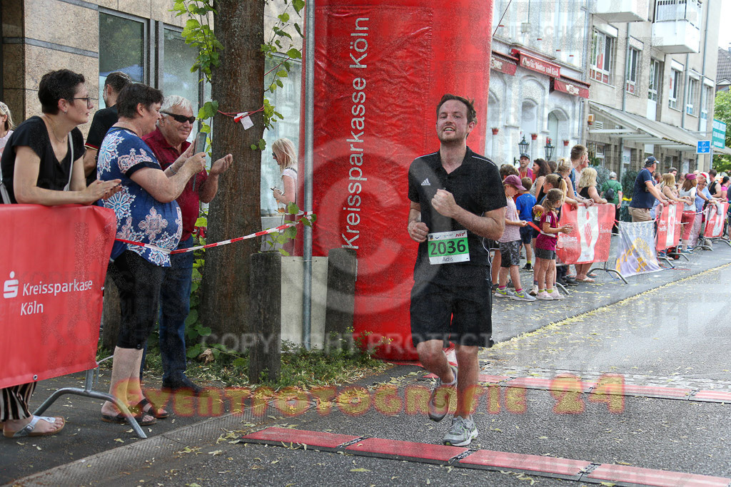 220625_1706_EX1_6093 | Sportfotografie im Rhein-Sieg Kreis, Köln, Bonn, NRW, Rheinland Pfalz, Hessen, etc. Unser Tätigkeitsfeld umfasst den Laufsport vom Volkslauf über den Marathon, Duathlon, Triathon bis zum Ultralauf wie Kölnpfad Ultra oder Schindertrail.
