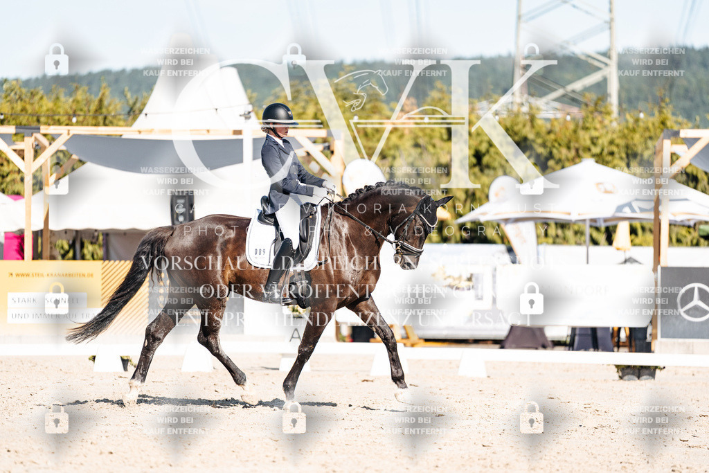 CK907873 | Turnierfotografie Pferdefotografie Trier Rheinland-Pfalz Pferdesport Reitsport Tierfotografie Sportfotografie Pferdevideo Pferdevideografie Equestrianvideography equestrianphotography  - Realisiert mit Pictrs.com