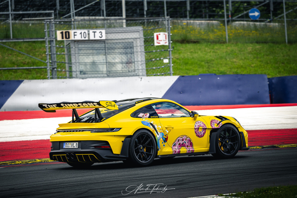 R6PZ2183 _Alexander Tschuncky | Entdecken Sie die faszinierende Welt von Alexander Tschuncky Arts: Kreative Fotografie, atemberaubende Automobilkunst und hochwertiger Bilderdruck. Lassen Sie sich inspirieren! - Realisiert mit Pictrs.com