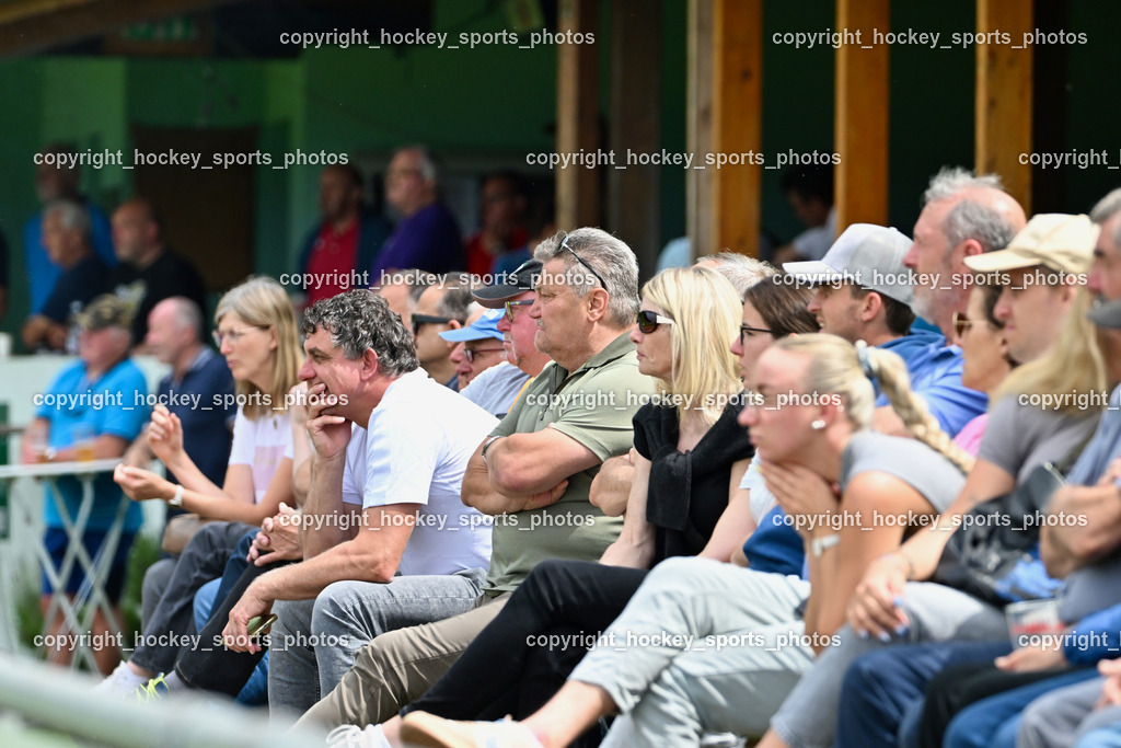 ATUS Velden vs. VST Völkermarkt | Besucher Sportplatz St. Egyden, ATUS Velden vs. VST Völkermarkt, ATUS Velden vs. VST Völkermarkt am 30.05.2024 in St. Egyden (Sportpark St. Egyden), Austria, (Photo by Bernd Stefan)