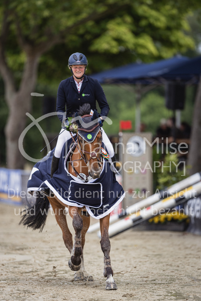 230728_BHO_M2-Spr_ASC-323 | Deine schönsten Turniermomente als professionelle Fotos! Entdecke hochwertige Pferdesport-Fotografie im Online-Shop. Jetzt Fotos finden & bestellen!