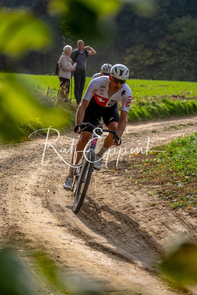 Ralf Eppink Photography 20251012_DSC05269 | Sportfotografie, Eventfotografie, Porträtfotografie, Radsport Fotograf, Triathlon Fotograf, Düsseldorf Fotograf, Köln Fotograf, Actionfotografie, Teamfotografie, Peoplefotografie, Business Portraits, Veranstaltungsfotografie, Reportagefotografie - Realisiert mit Pictrs.com