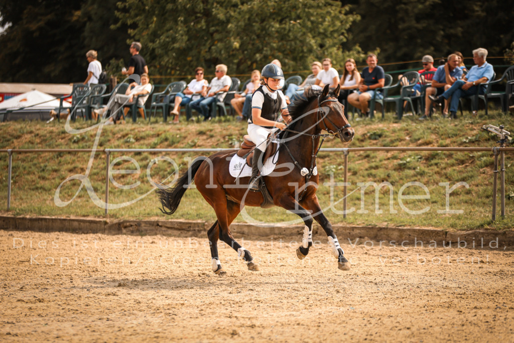 27.SaSpMA00242 | Leoni Ertmer Photography - Realisiert mit Pictrs.com