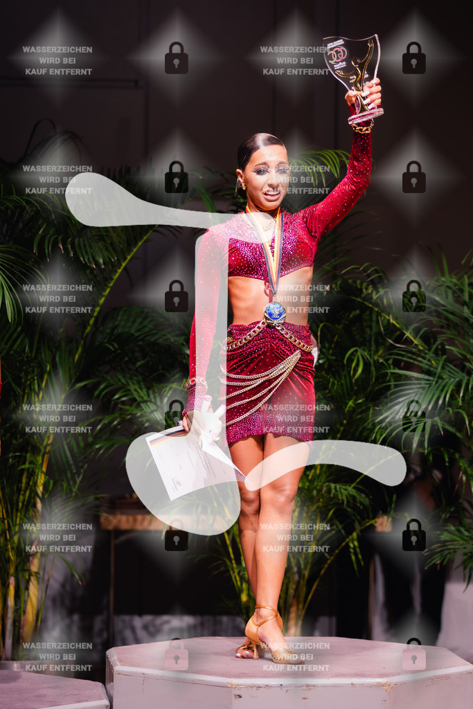 GOC 2025 - WDSF Solo Junior II Latin Female - 2025-08-21-8869 | Webshop for digital downloads and prints of dance sport, event & show photographer Julian Link - Realisiert mit Pictrs.com