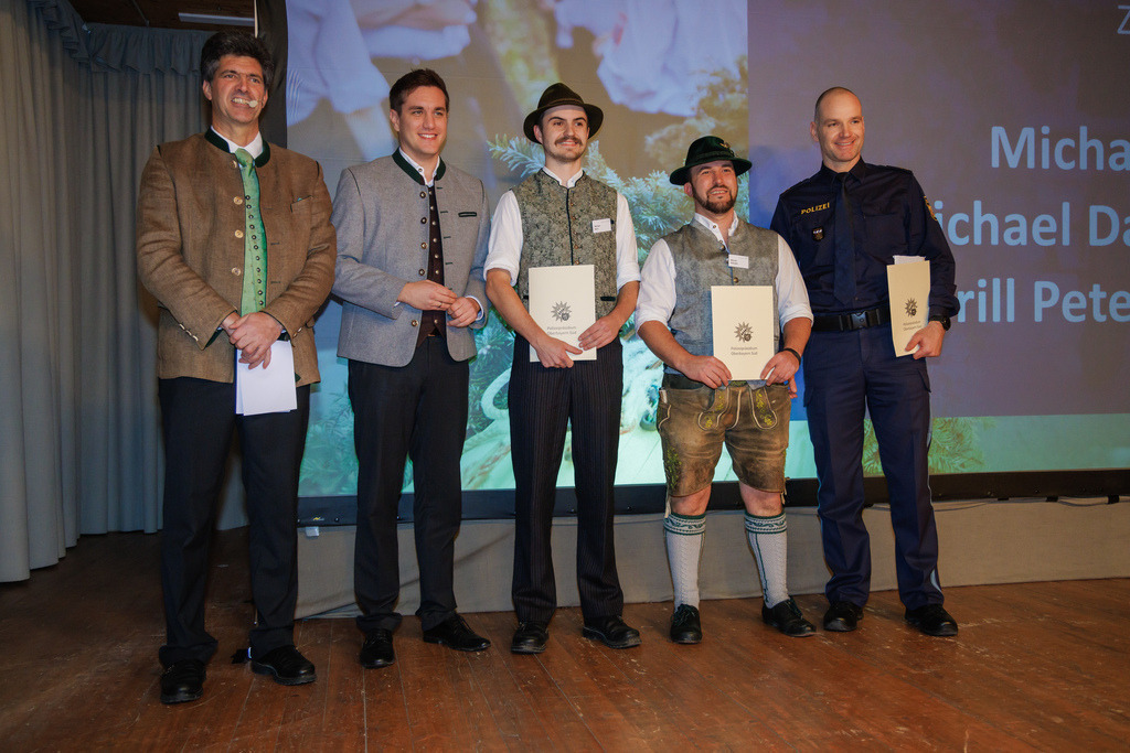 GT2A4145 | ap-design // andreas plenk - Realisiert mit Pictrs.com