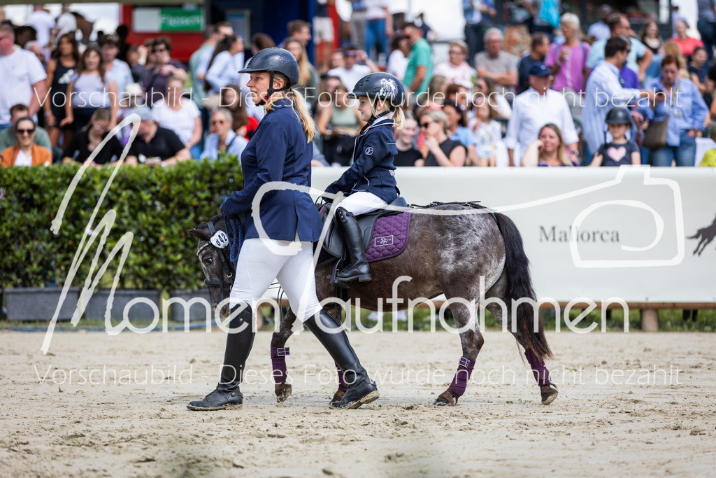 BHO-Führzügel1-005 | MomenTaufnahmen Pferdesportfotos