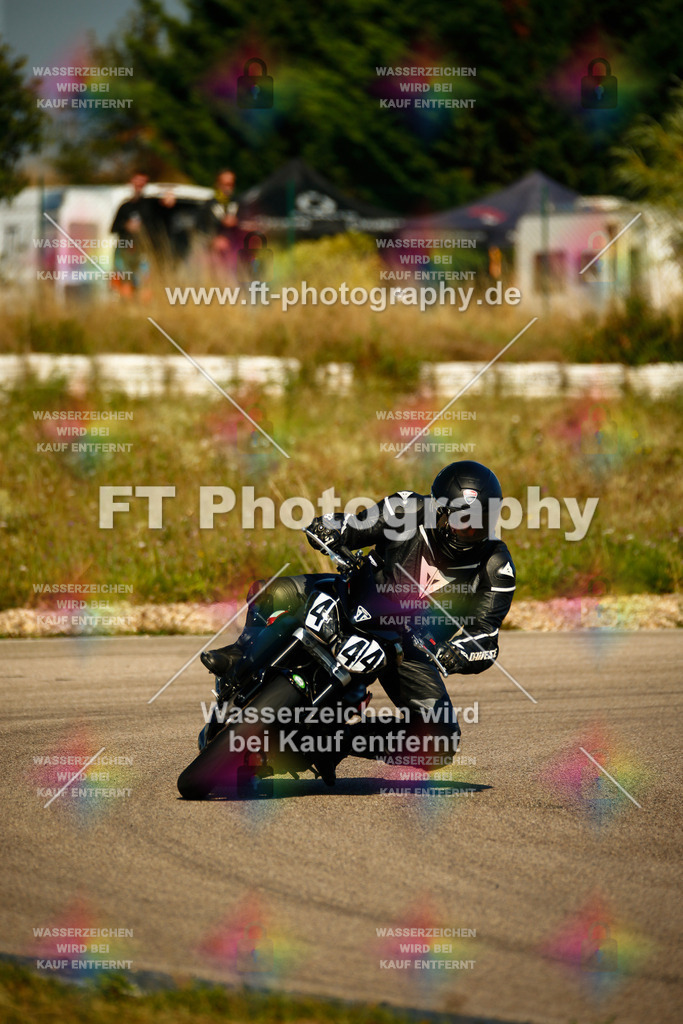 _MOT8743 | Hier findet Ihr Bilder von Touristenfahrten auf der Nürburgring Nordschleife oder von anderen Veranstaltungen die ich besucht habe. Viel Spass beim Durch Schauen 